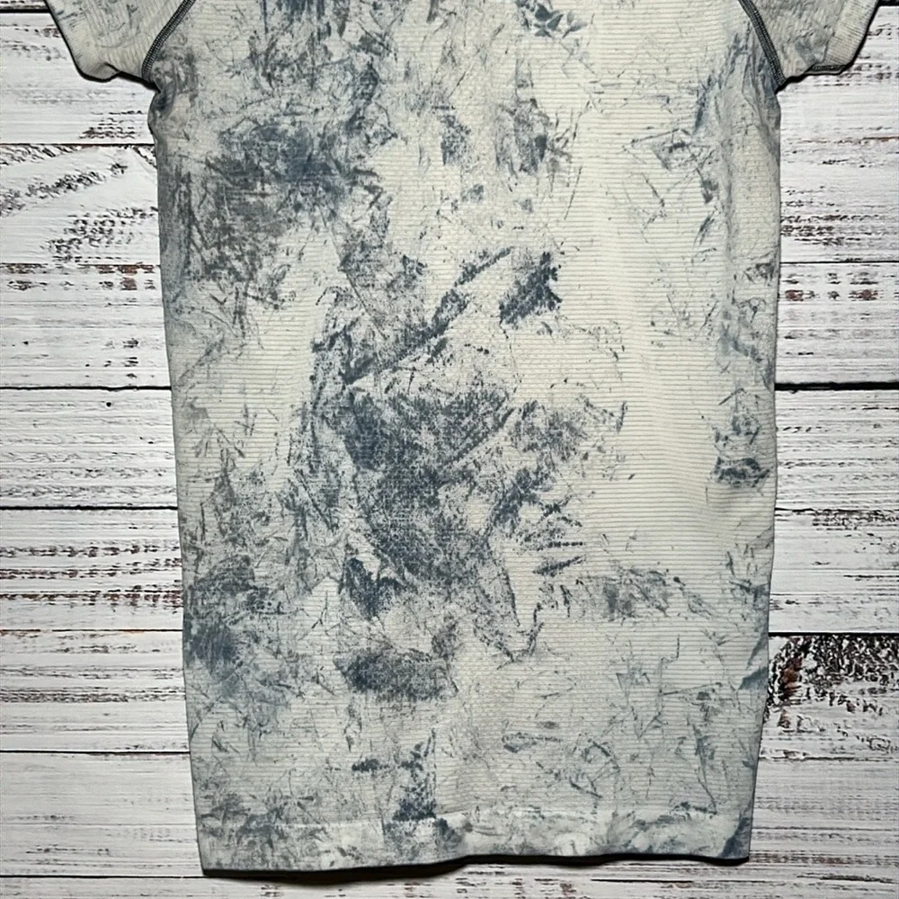 Lululemon Swiftly Tech Short Sleeve 2.0 MultiDye Multi Dye White Grey Black 8
